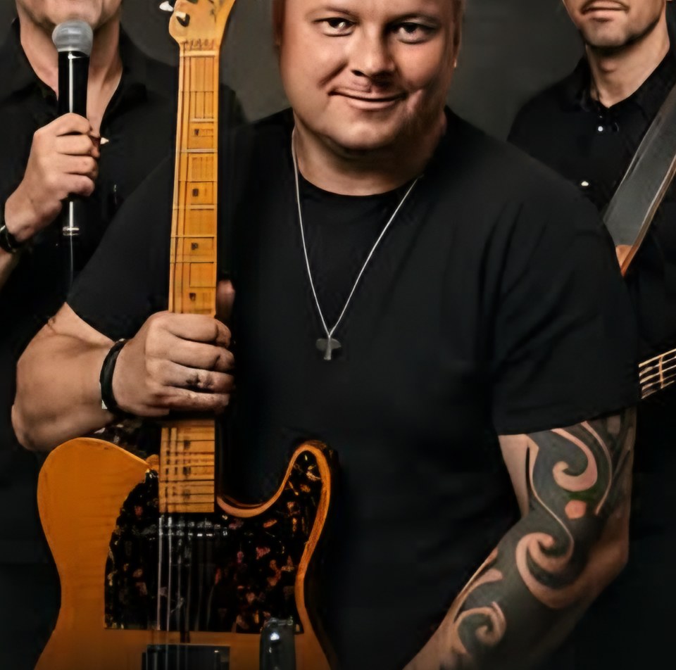 Gugge med guitaren